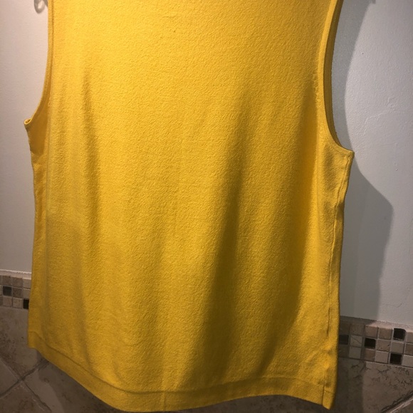 Top - Picture 2 of 2